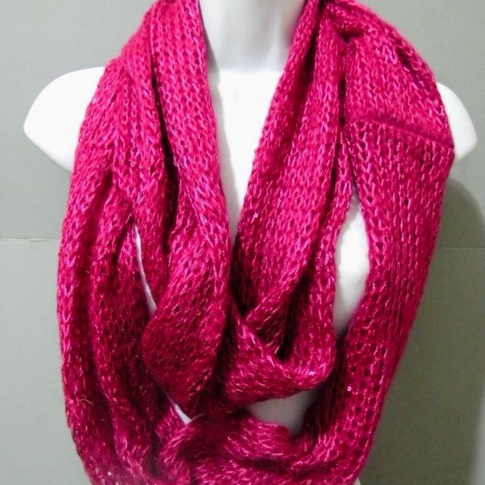 Claire's Vibrant Ombre Pink Glitter Knit Scarf